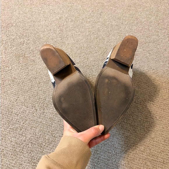 Womens cowprint Ankle block heel Boots - Picture 4 of 7